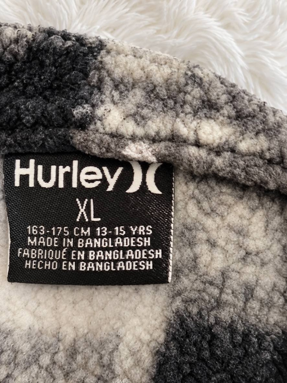 Hurley Unisex Black & White Buffalo Plaid Sherpa Shirt Jacket -Size XL - Picture 3 of 3